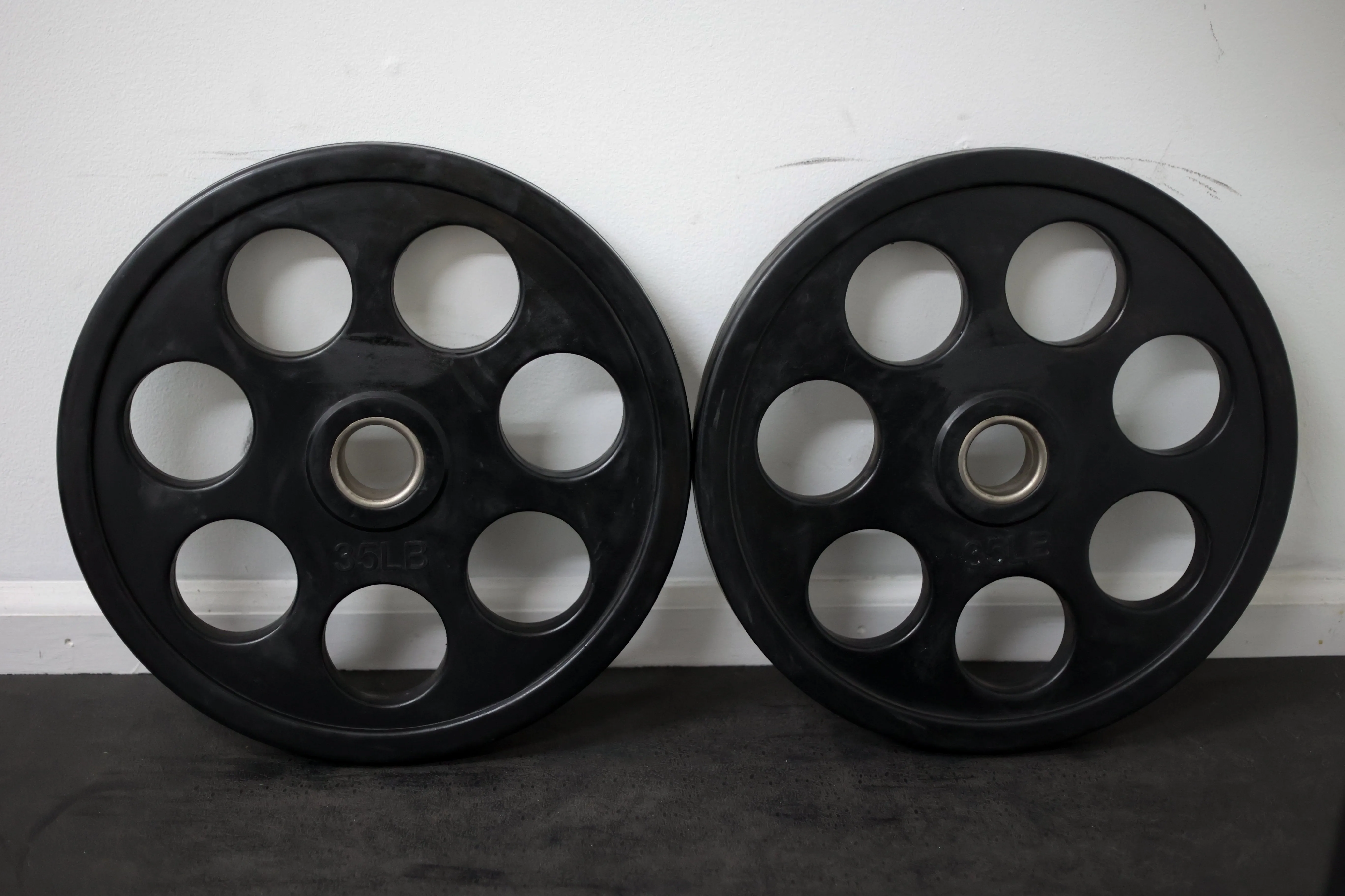ISF Rubber Holed Olympic 2" Weight Plates Revolver