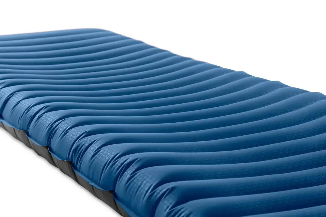 Quasar™ 3D Lightweight Insulated Sleeping Pad - Regular Wide, RV 3.3